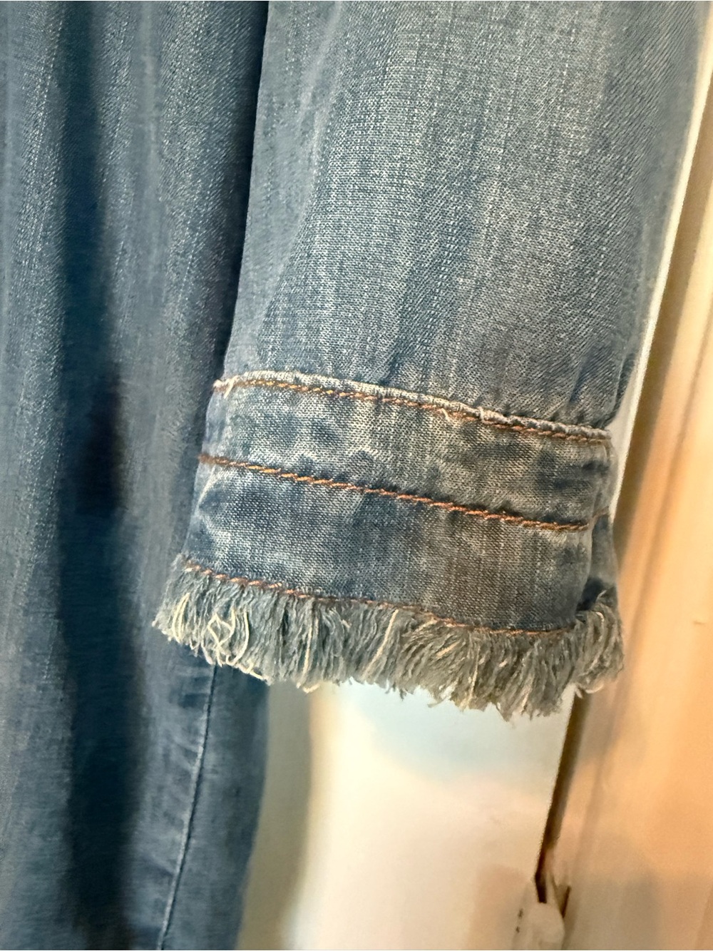 👗 Velvet Heart Denim Chambray Button Down Shirt Dress Medium Frayed Hem - Picture 3 of 6
